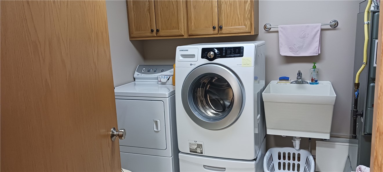 4222 W Robin Meadows Lane