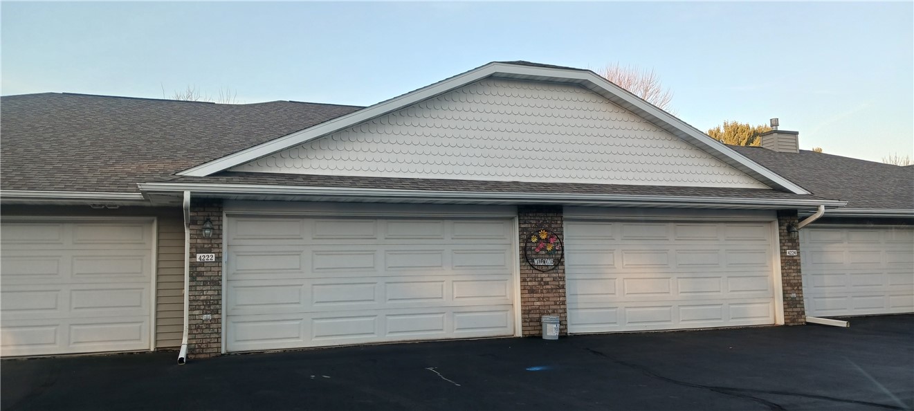 4222 W Robin Meadows Lane