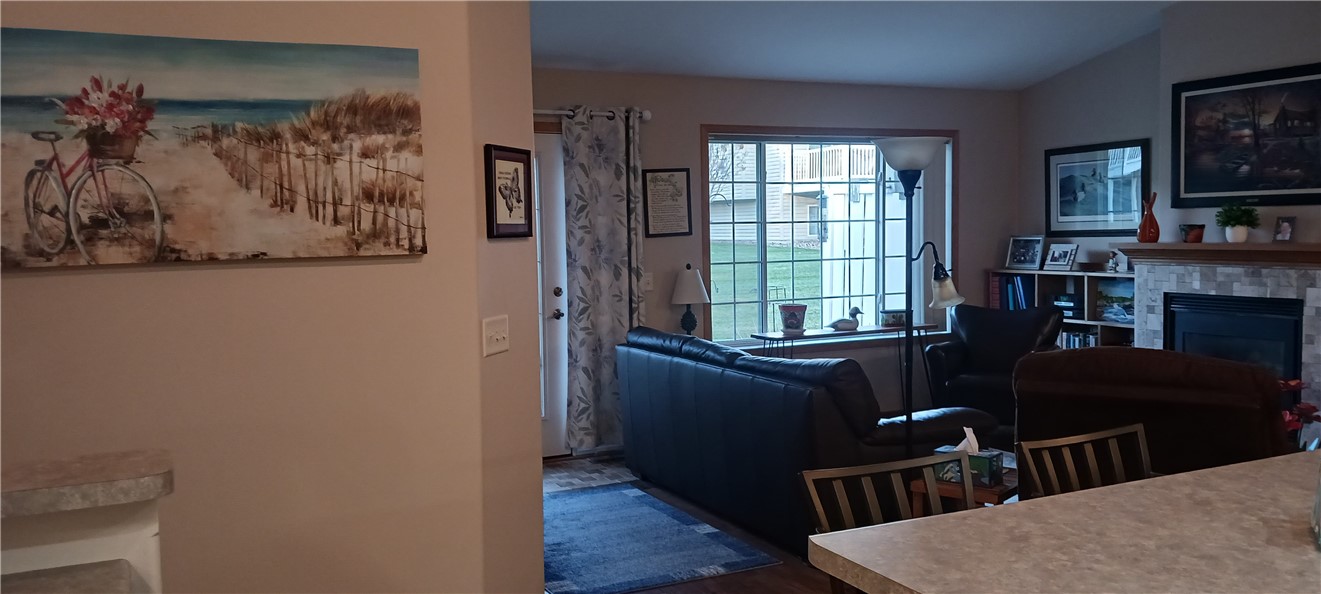 4222 W Robin Meadows Lane