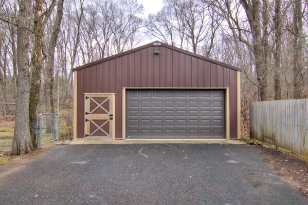 4300 Parkwood Drive