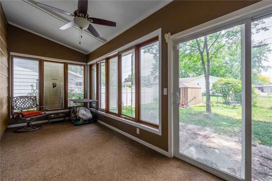 1437 W Willow Street