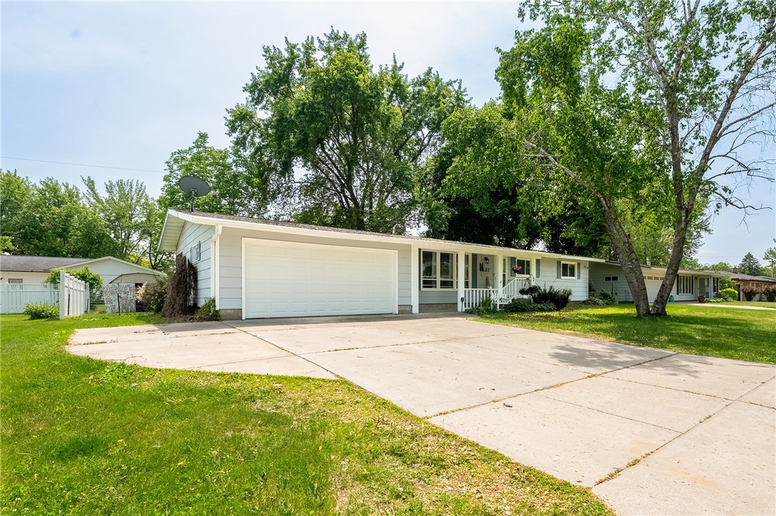 1437 W Willow Street