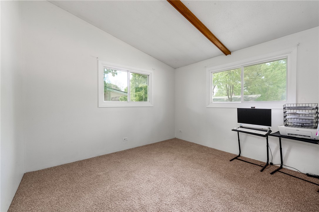 1437 W Willow Street