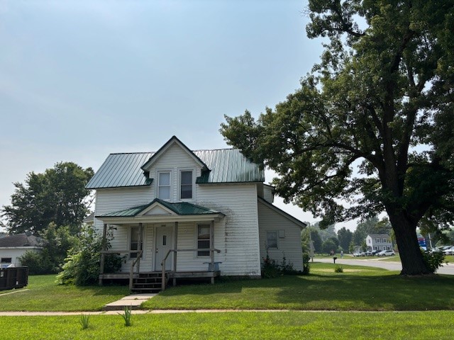 18541 Lincoln Street 1 - 2