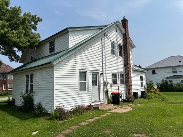 18541 Lincoln Street 1 - 2