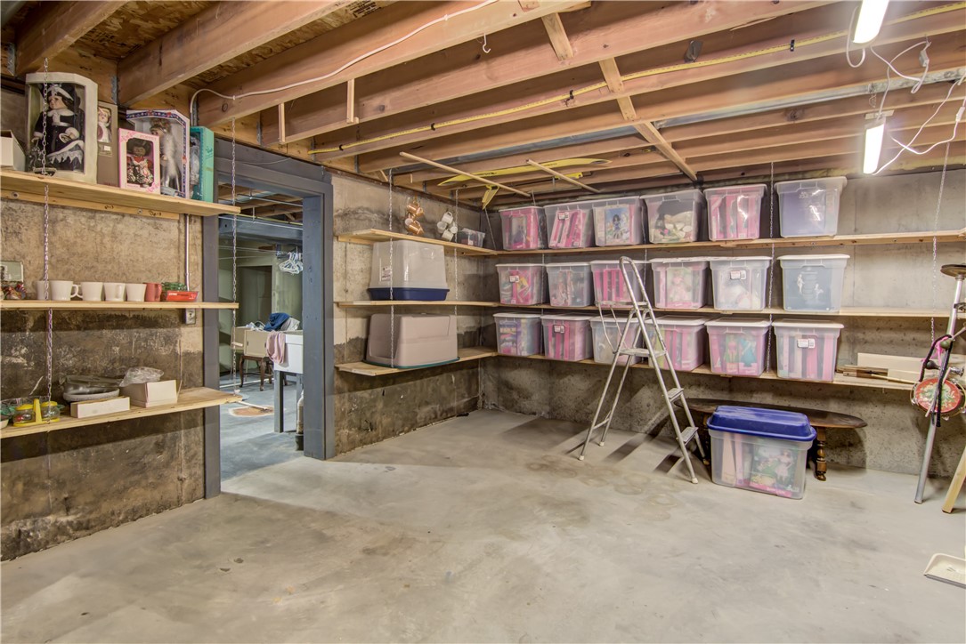 1433 W Willow Street