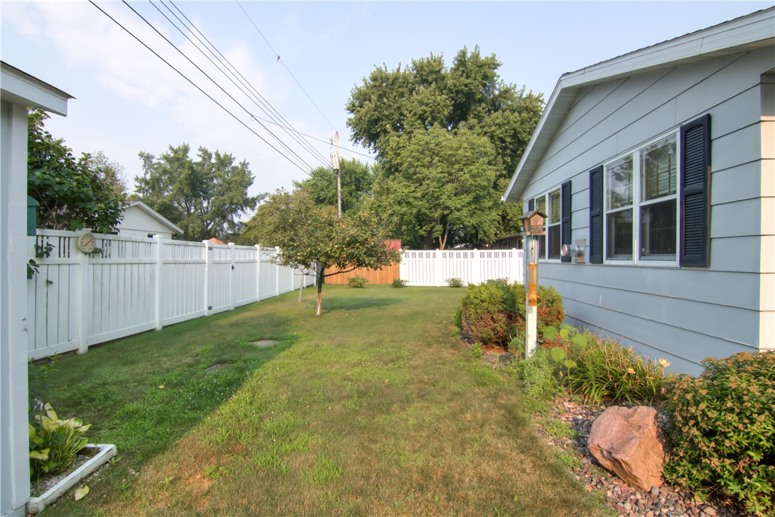 1433 W Willow Street