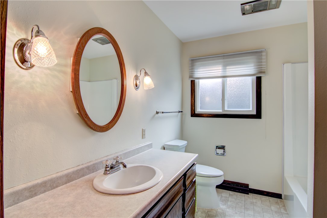 1433 W Willow Street