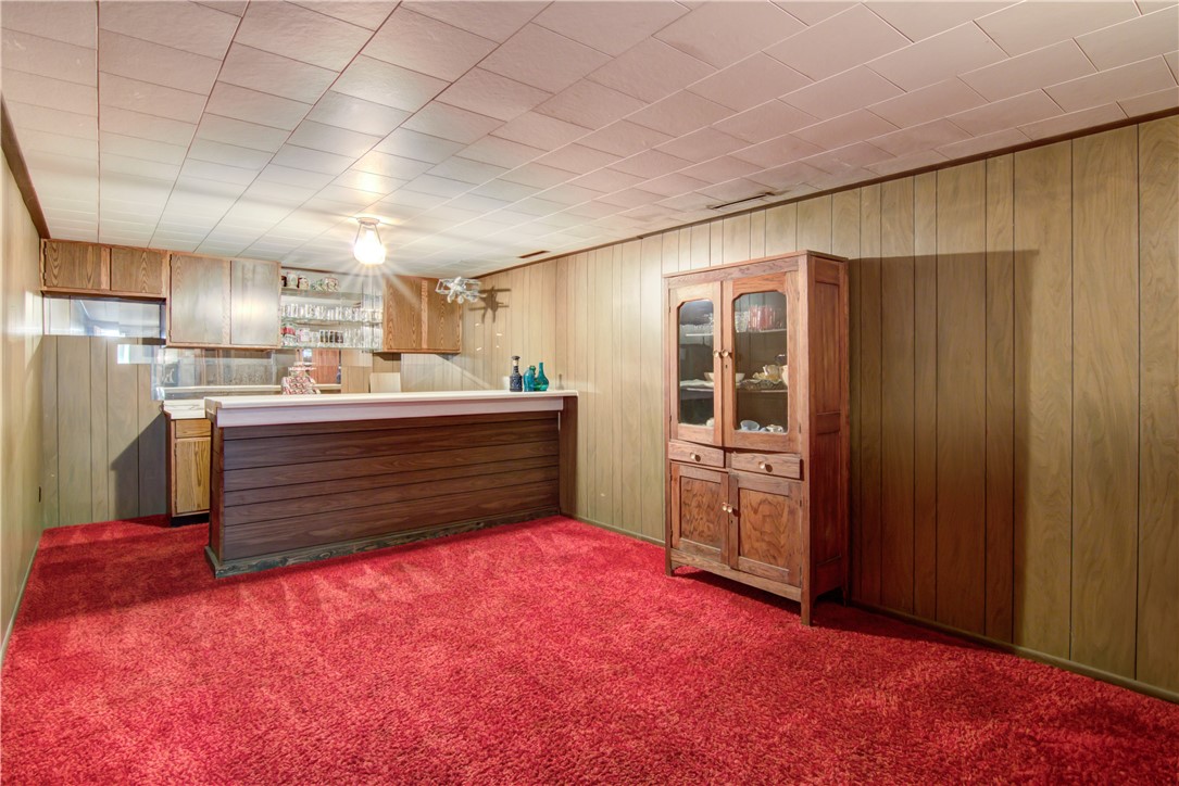 1433 W Willow Street