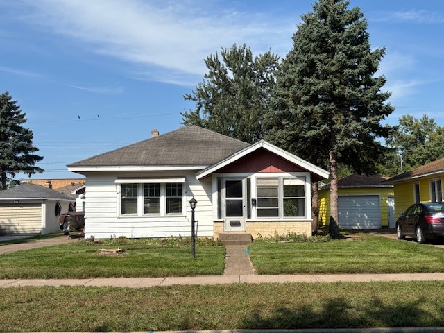 2116 Laurel Avenue