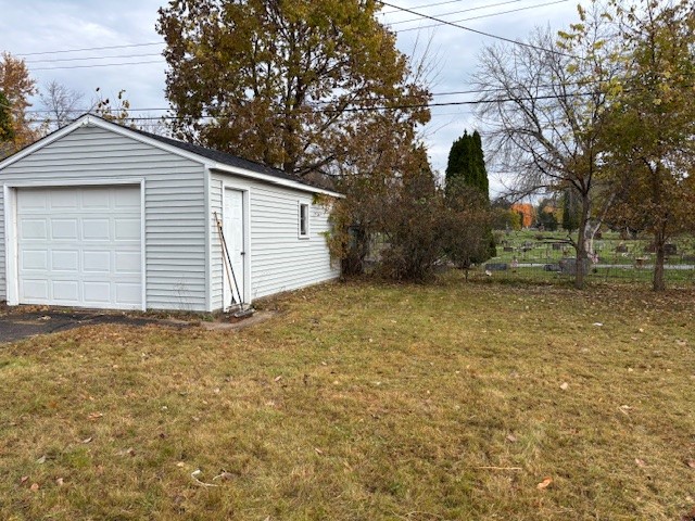 731 Churchill Street