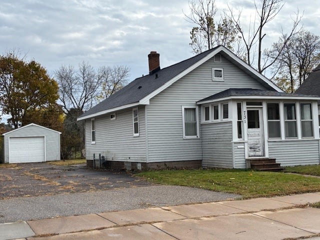 731 Churchill Street