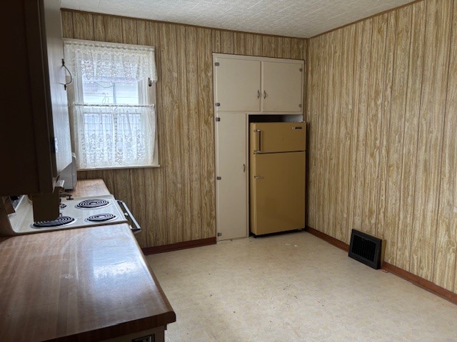 731 Churchill Street