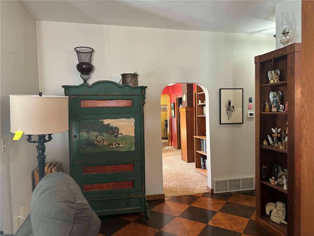 S 1095 140th Street