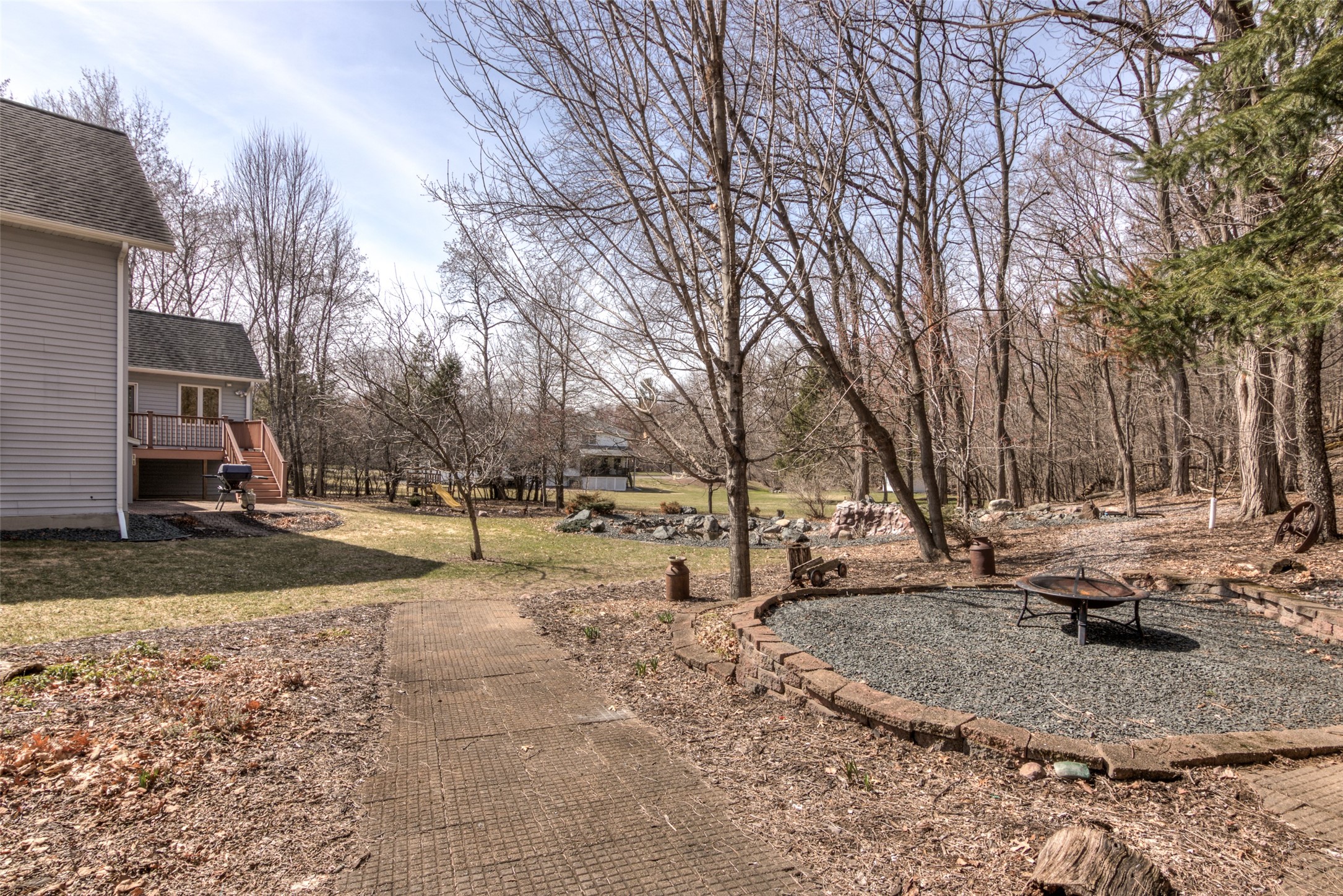 472 Glenwood Ct