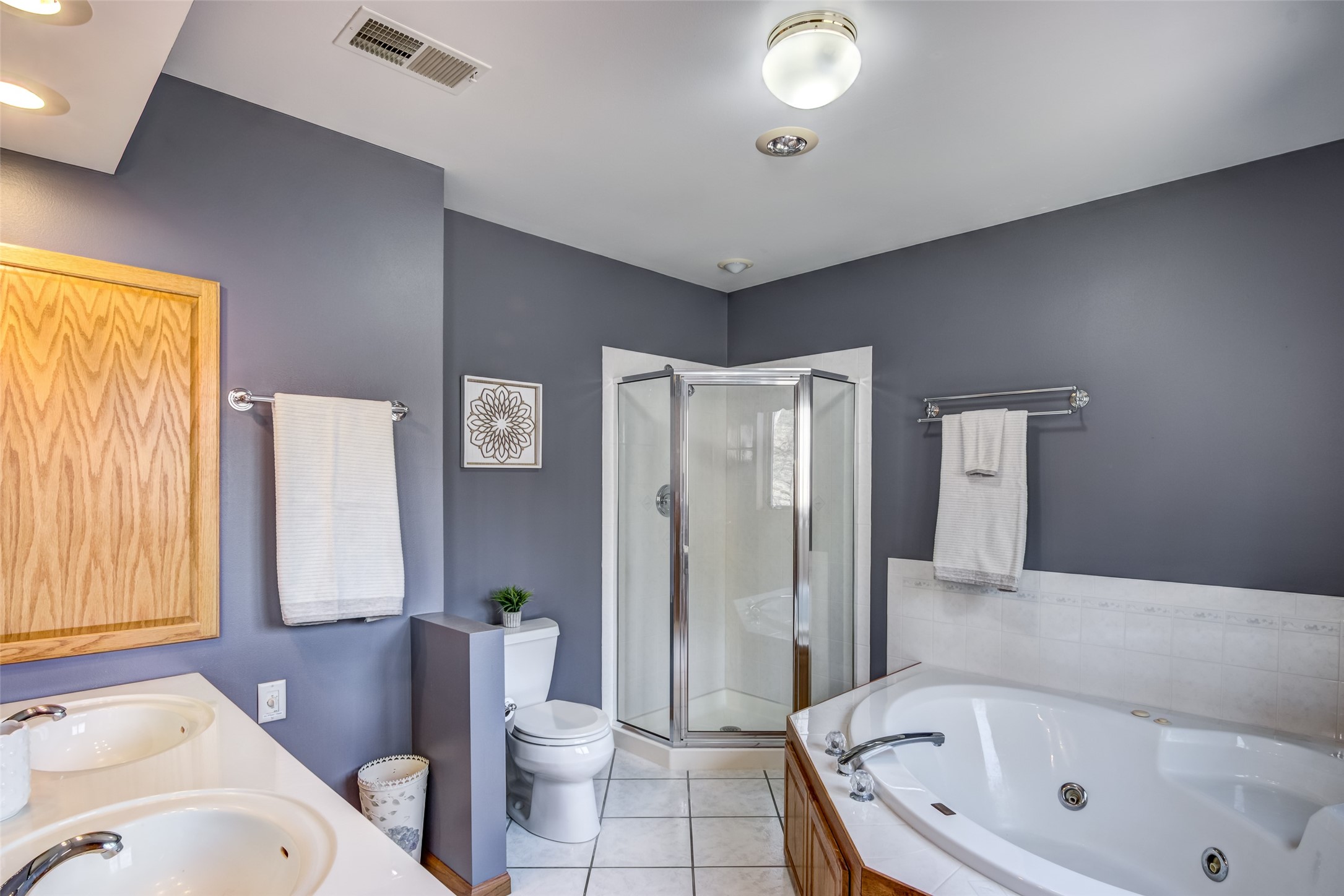 472 Glenwood Ct