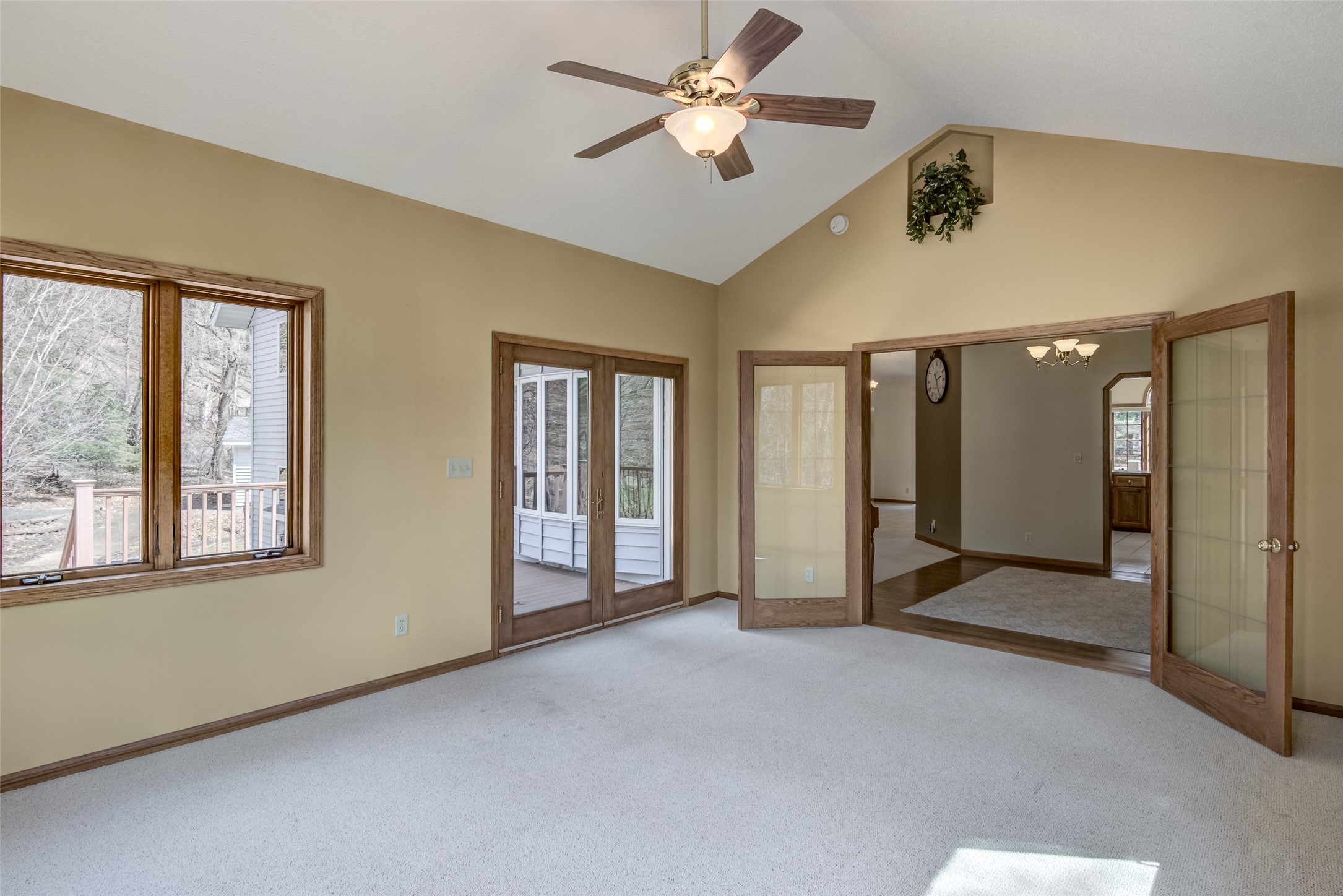 472 Glenwood Ct