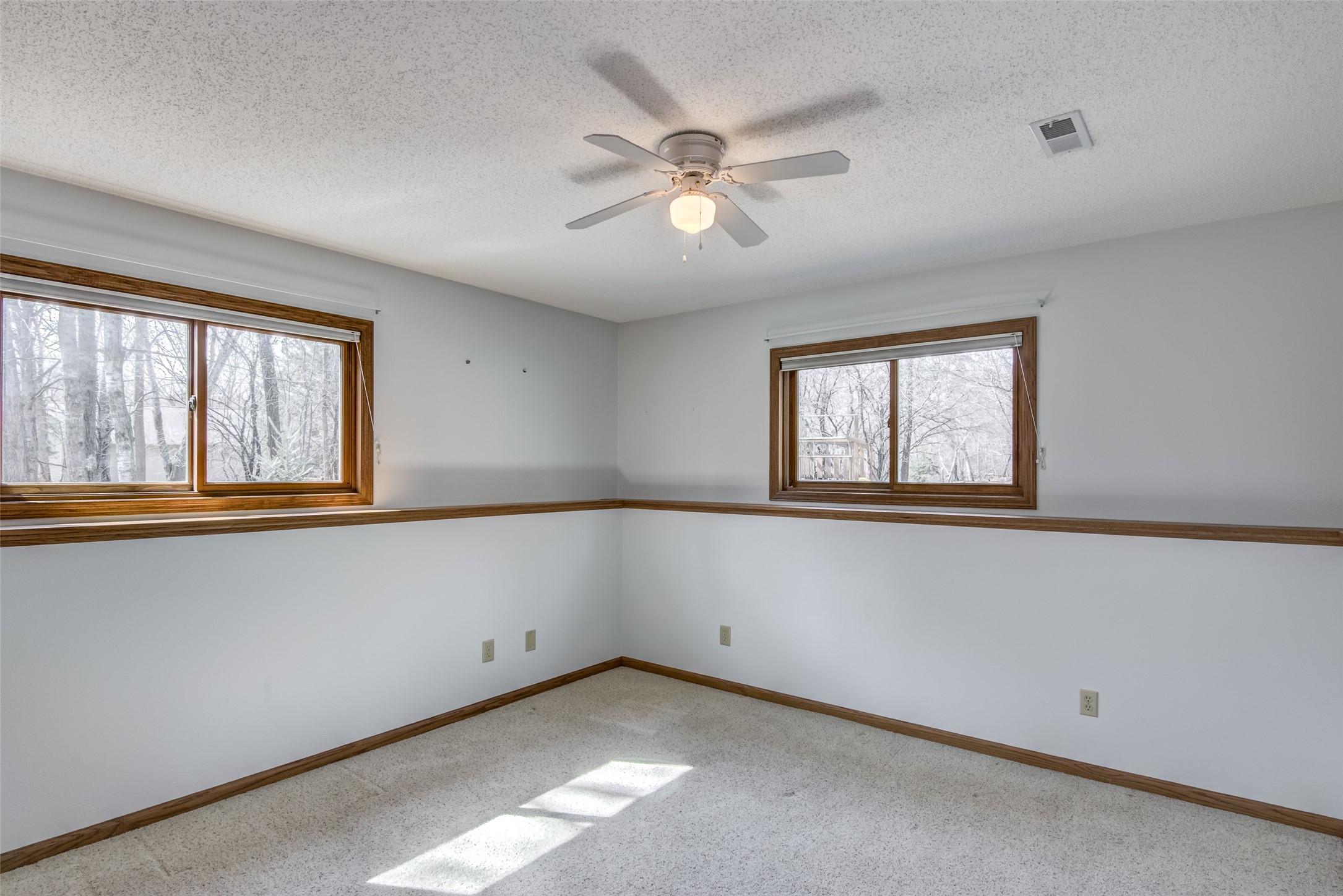472 Glenwood Ct