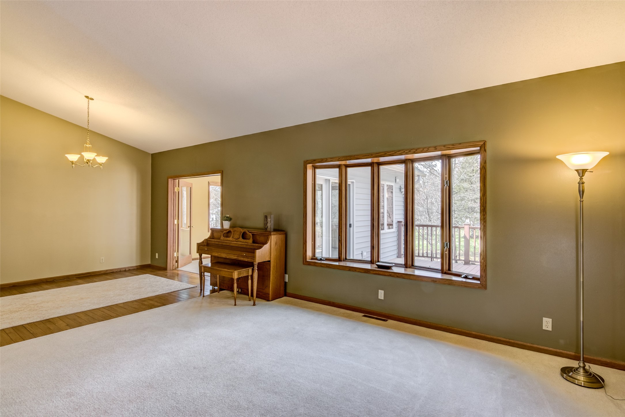 472 Glenwood Ct