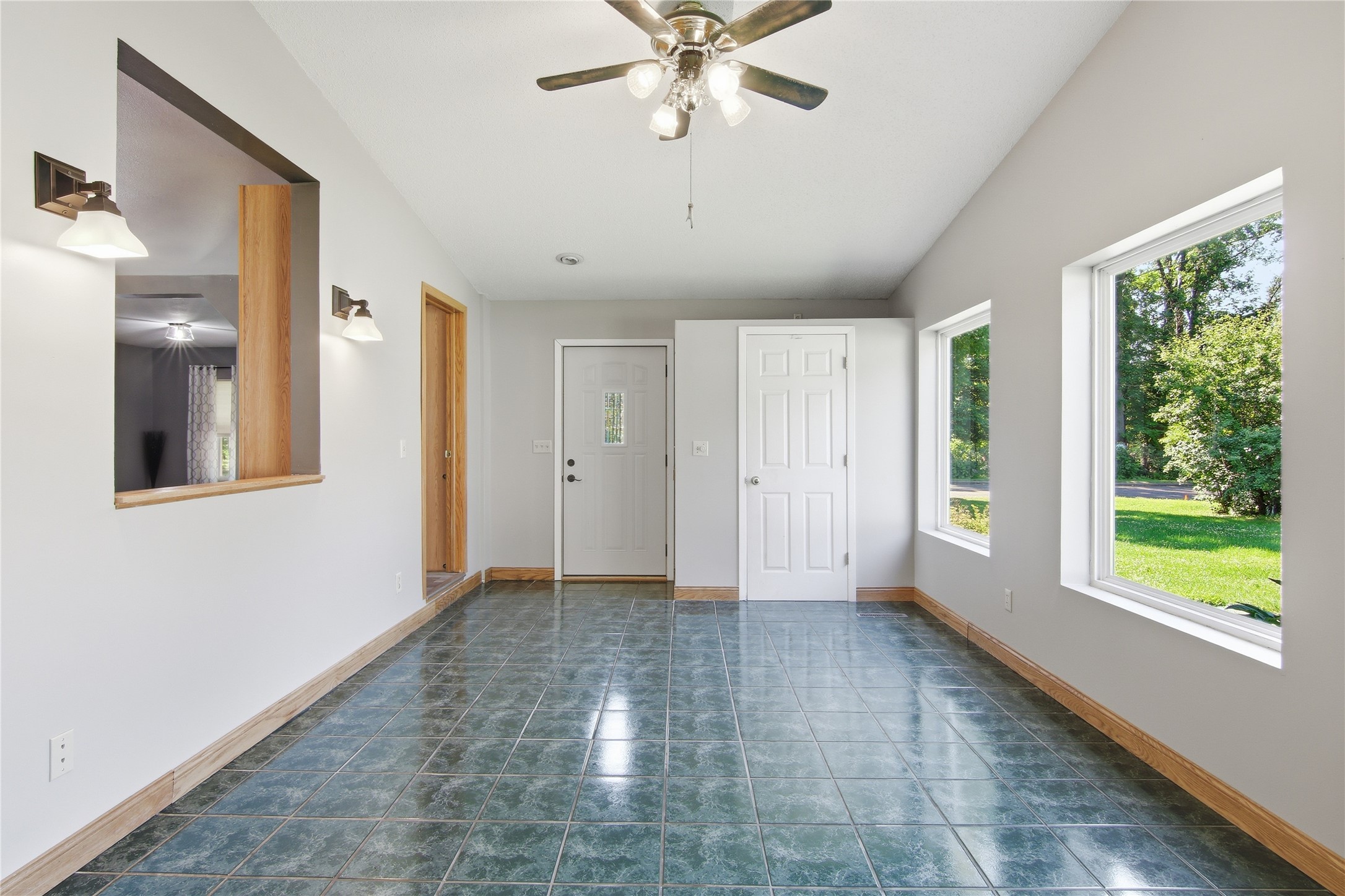 314 W Yellow Street