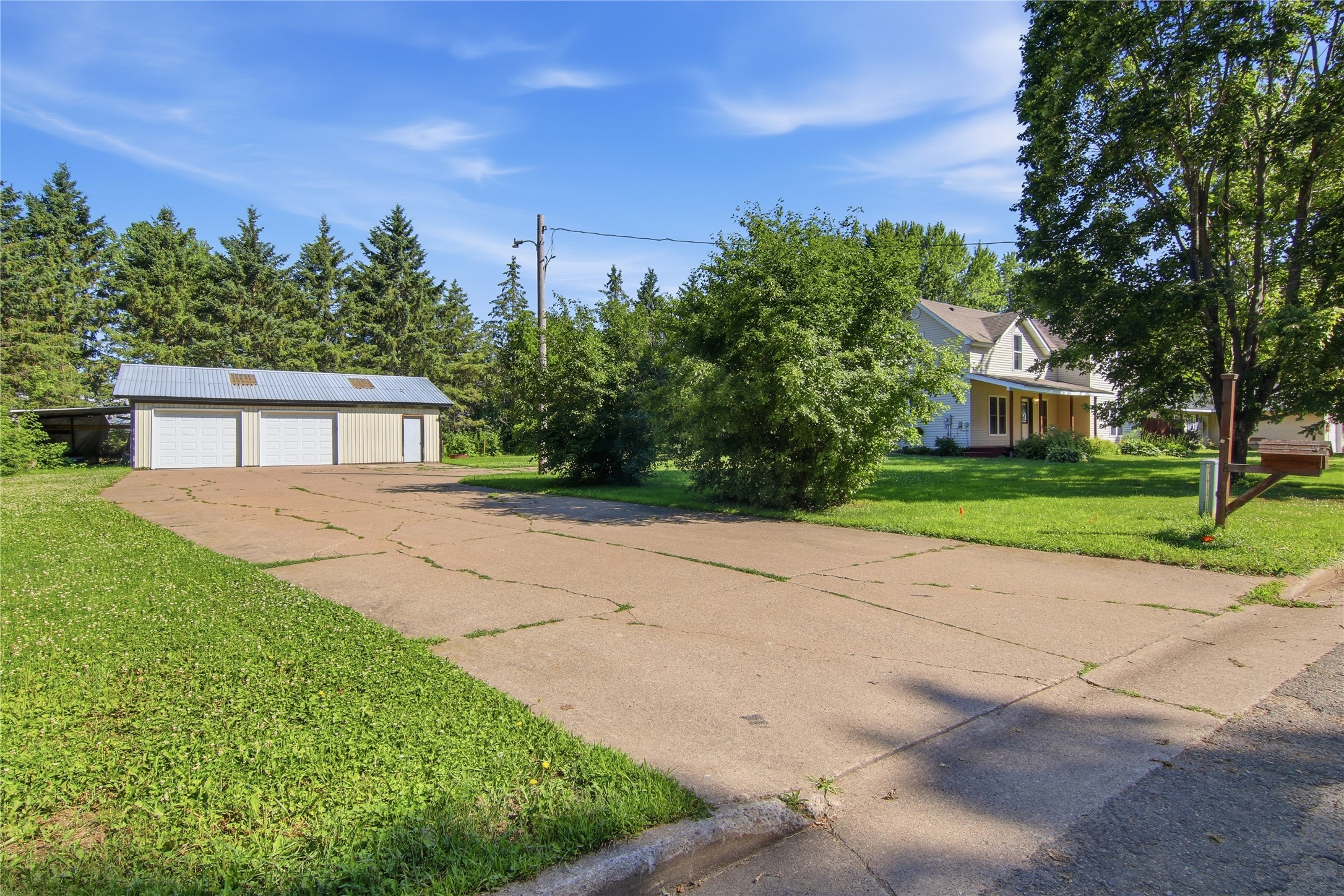 314 W Yellow Street