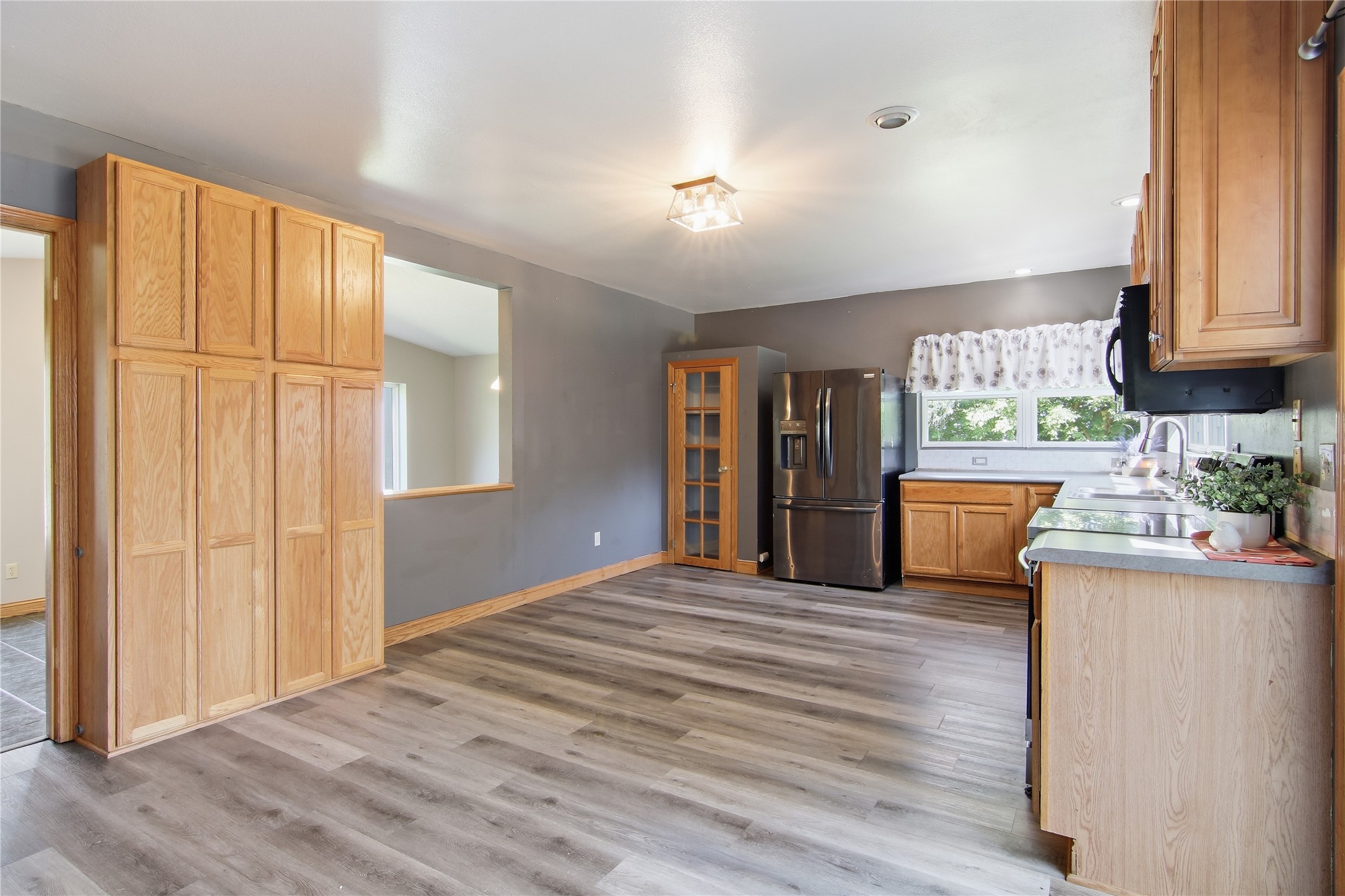 314 W Yellow Street