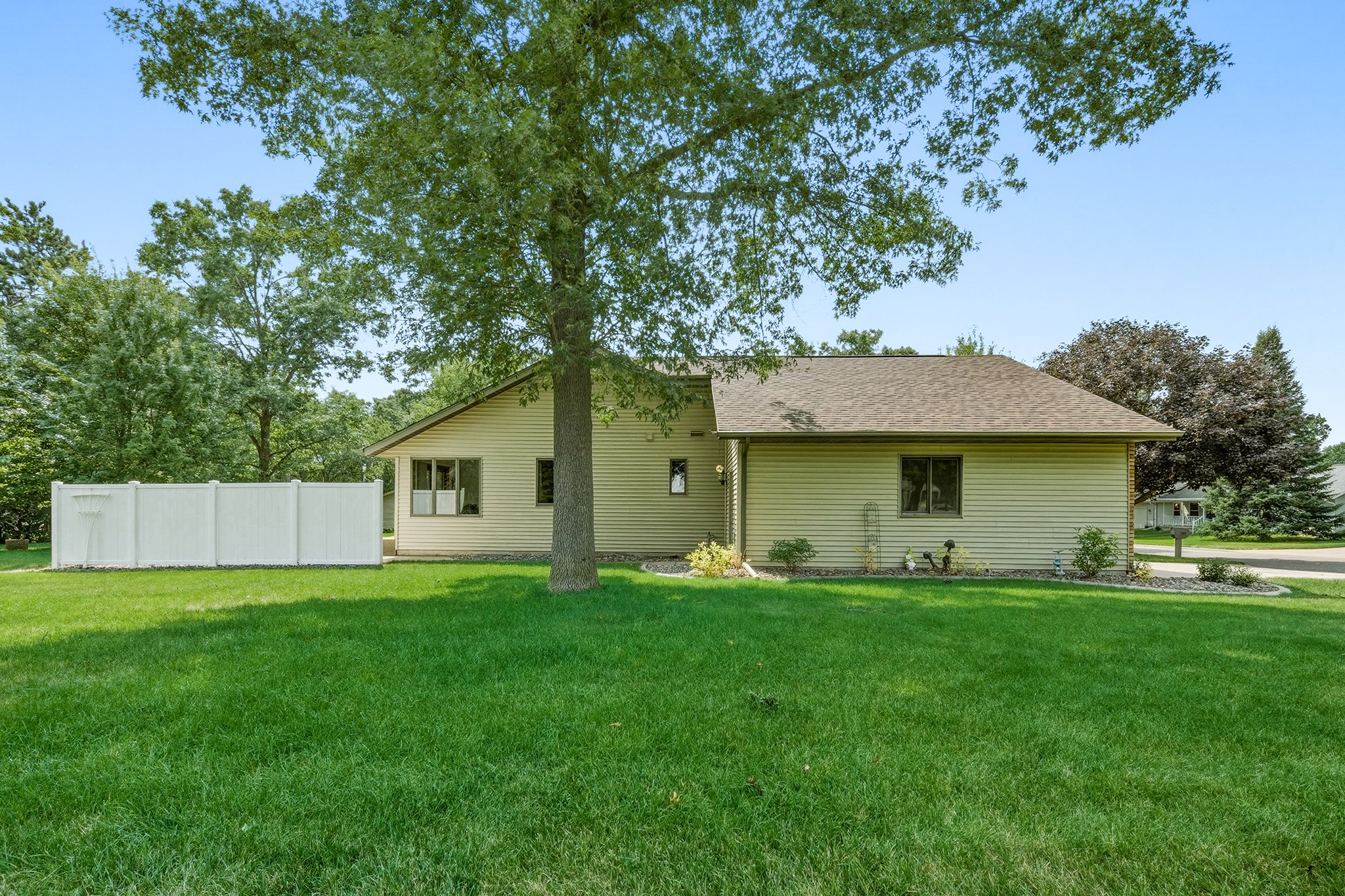 1407 Woodridge Drive