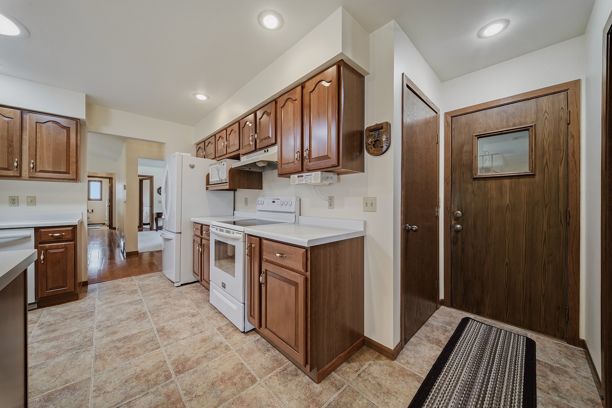 1407 Woodridge Drive