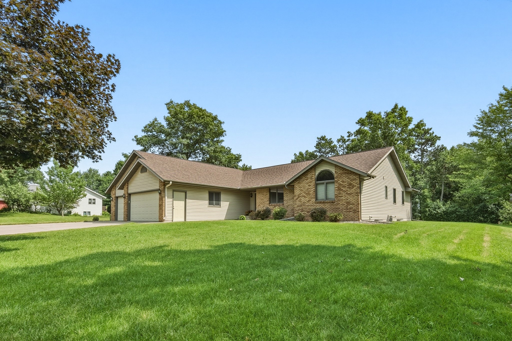 1407 Woodridge Drive