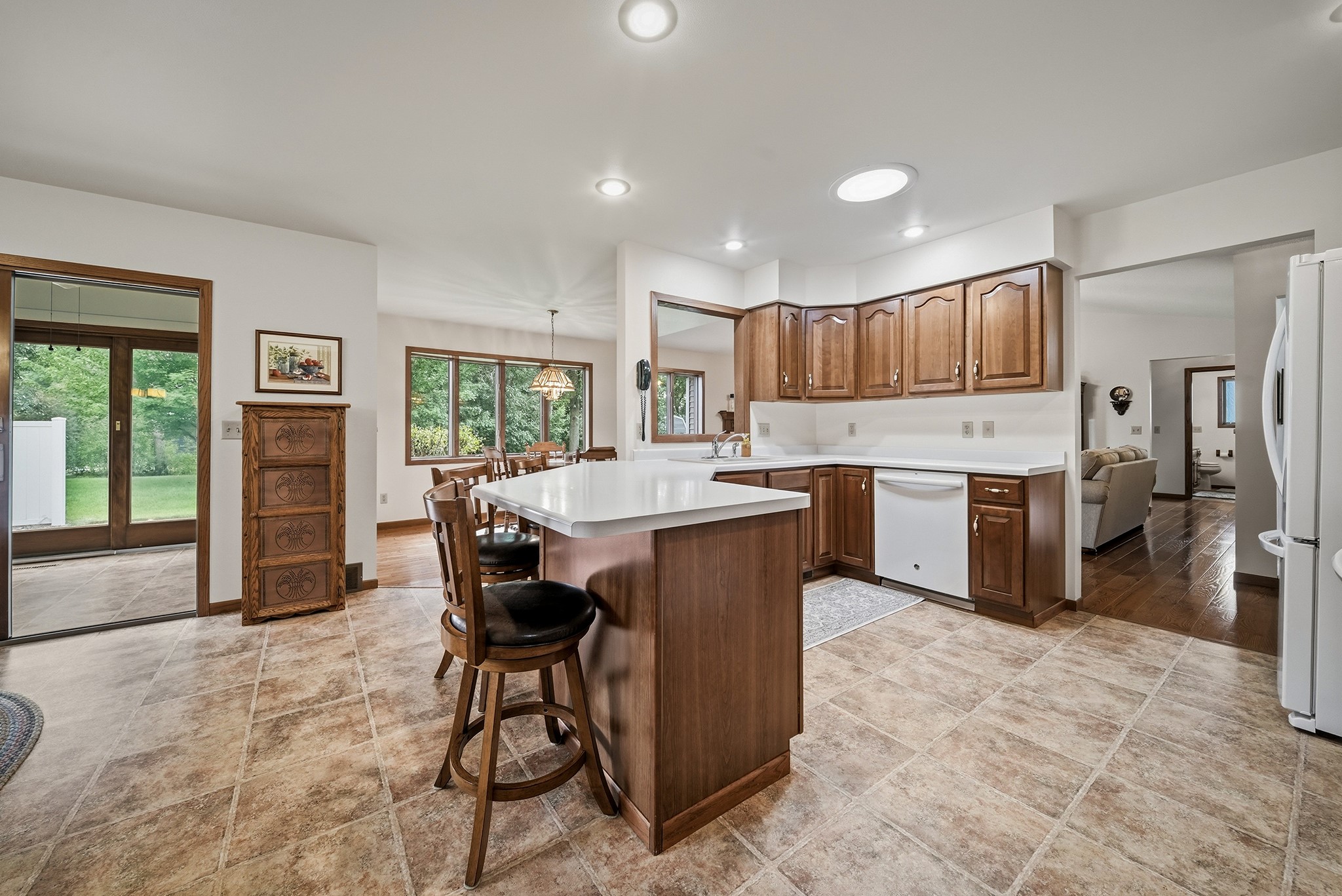 1407 Woodridge Drive