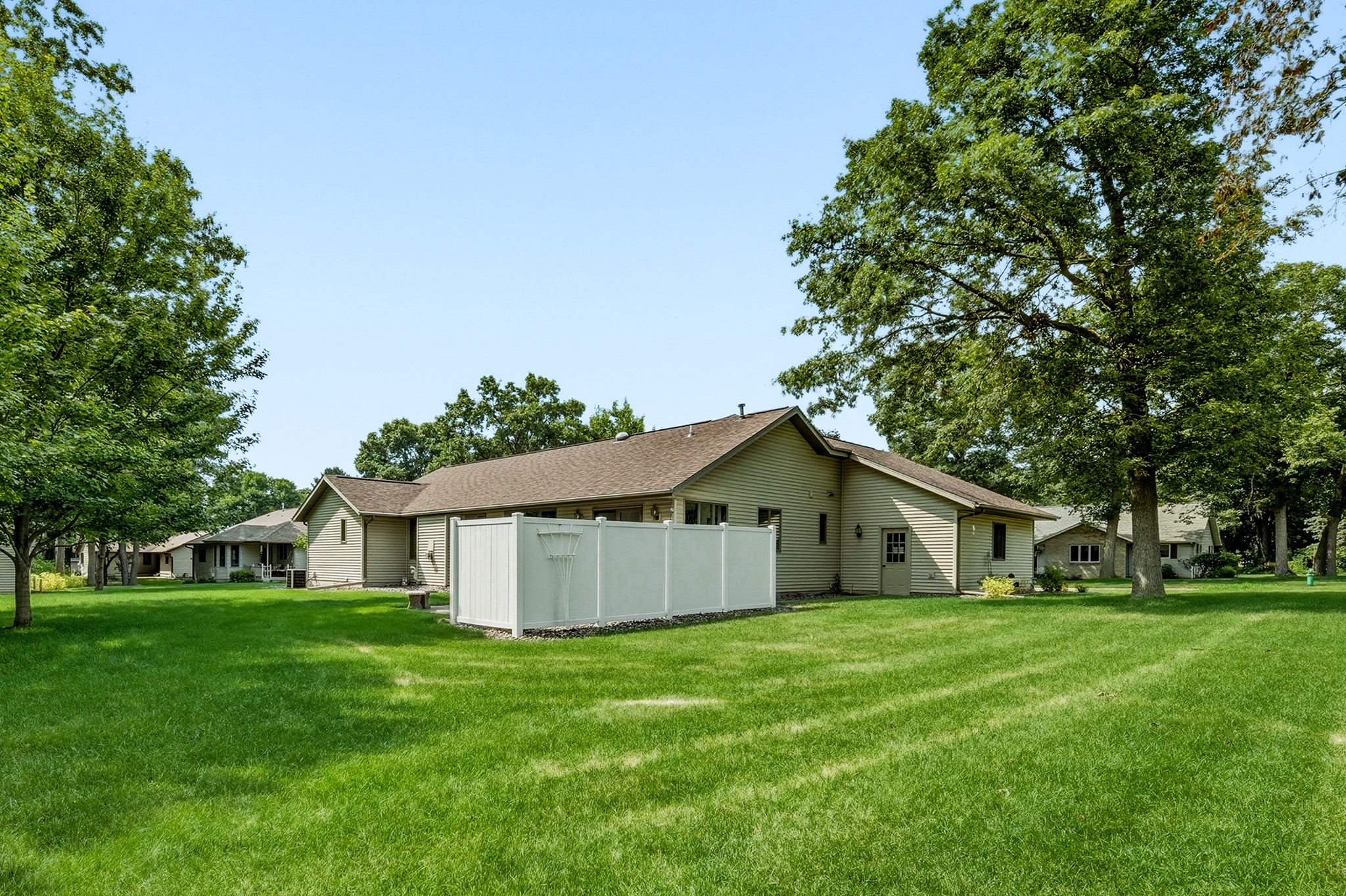 1407 Woodridge Drive