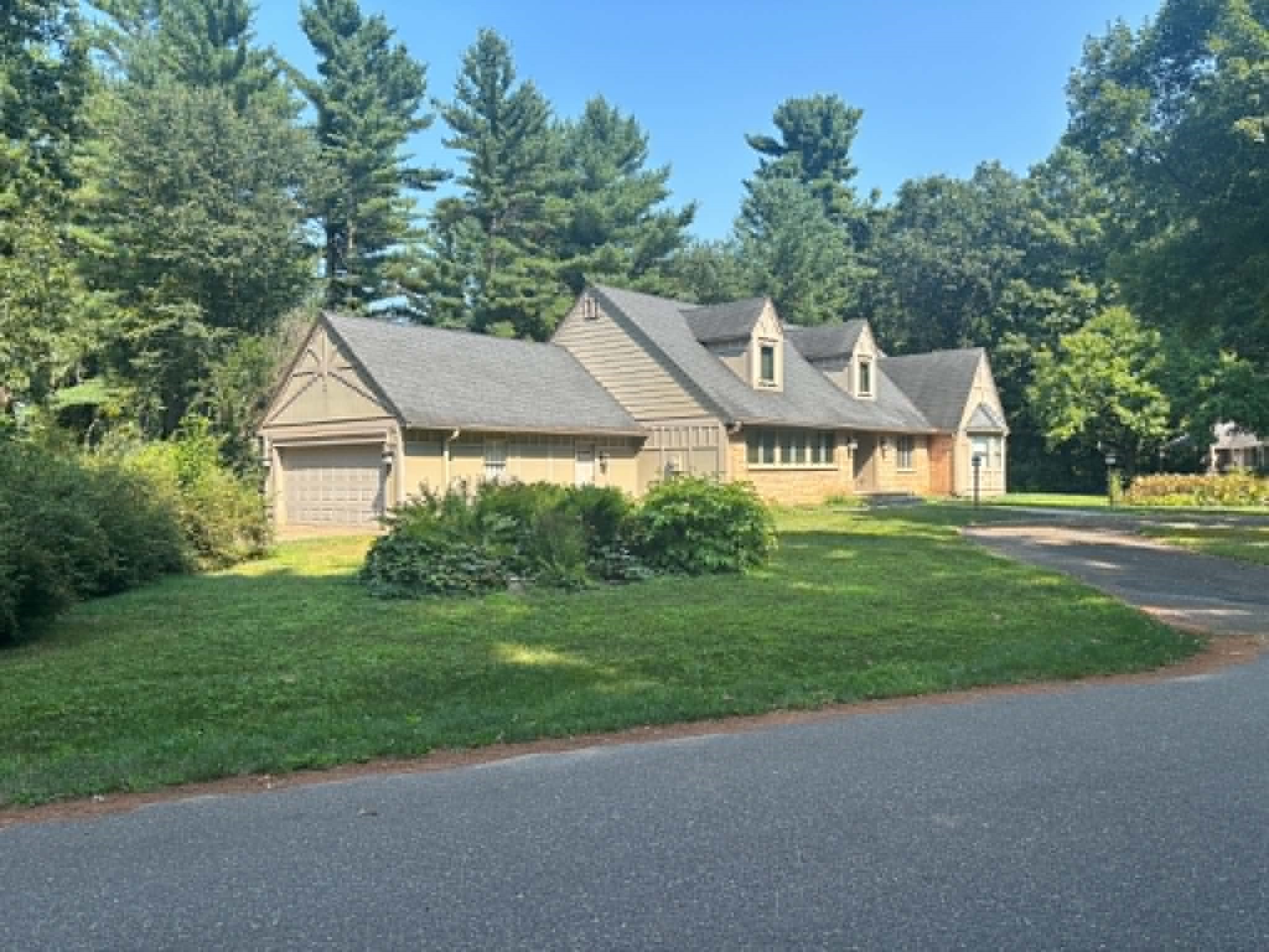 346 Heather Road