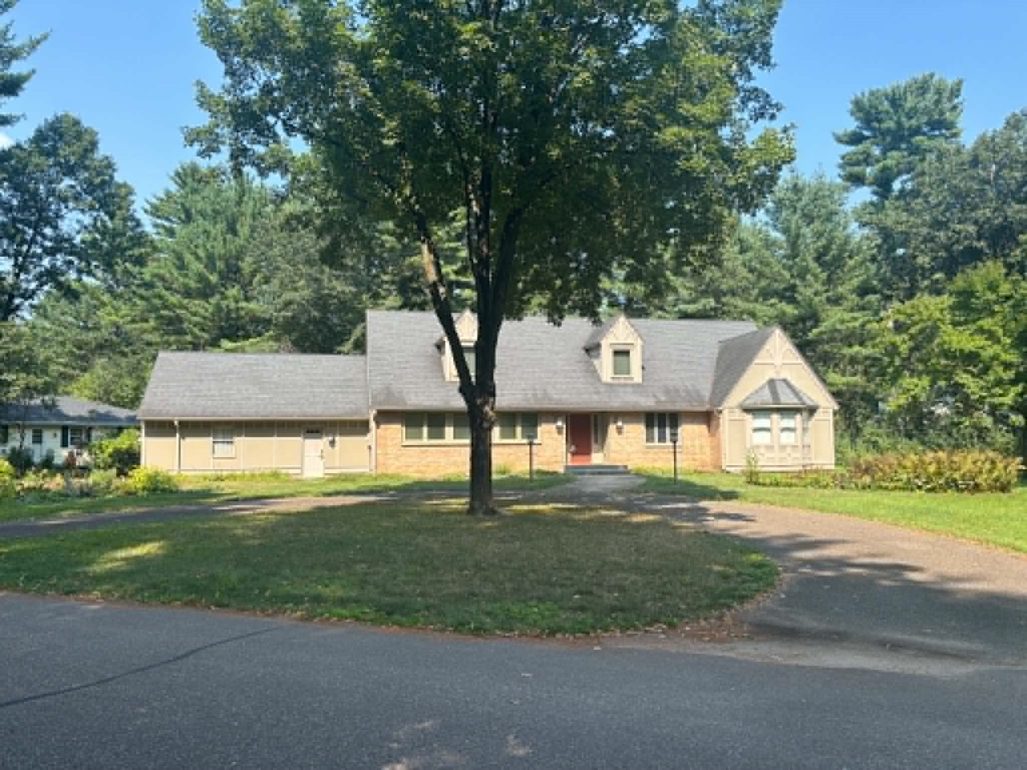 346 Heather Road