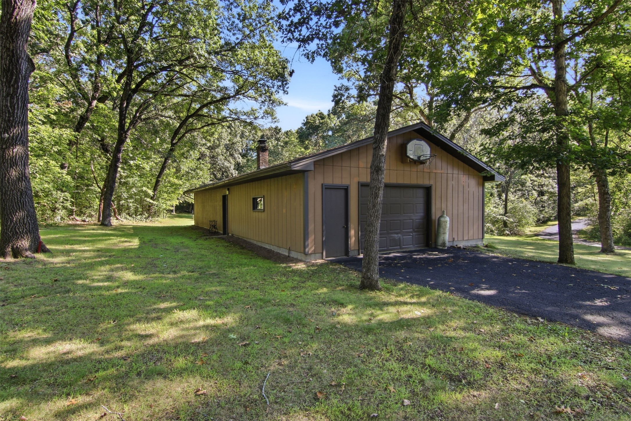 W2610 Rim Rock Road