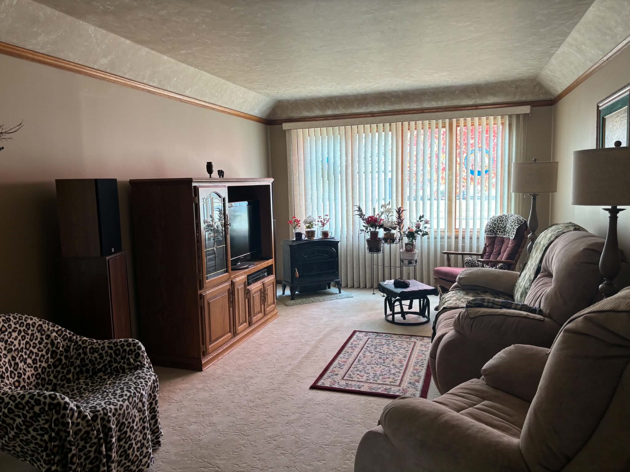 3037 Hartwood Drive