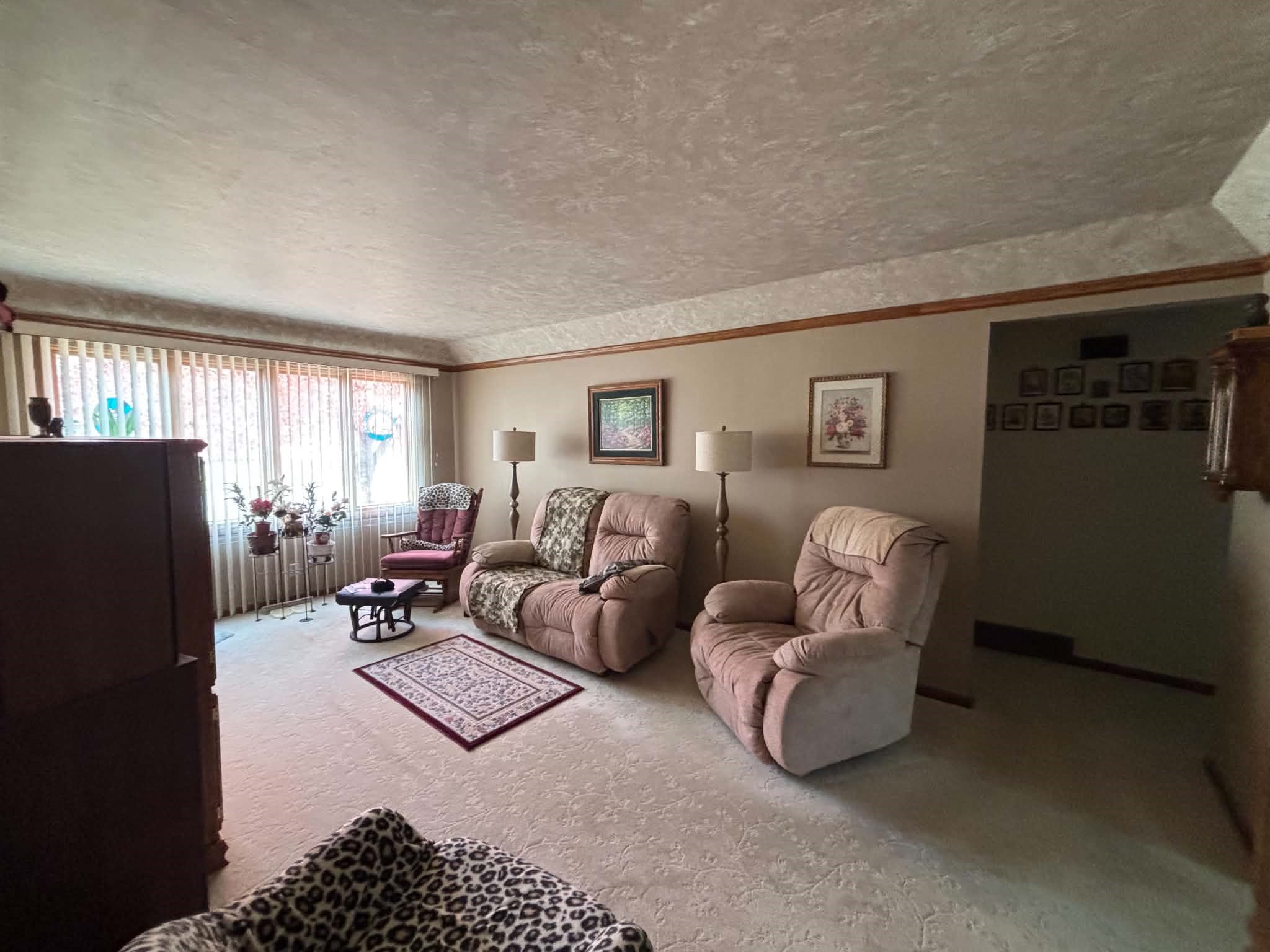 3037 Hartwood Drive