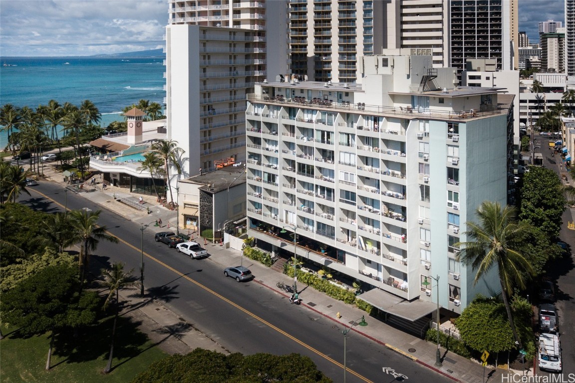 134 Kapahulu Avenue Unit: 806