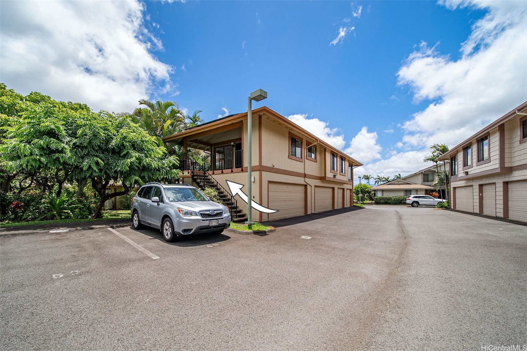 98-1796 Kaahumanu Street 61D
