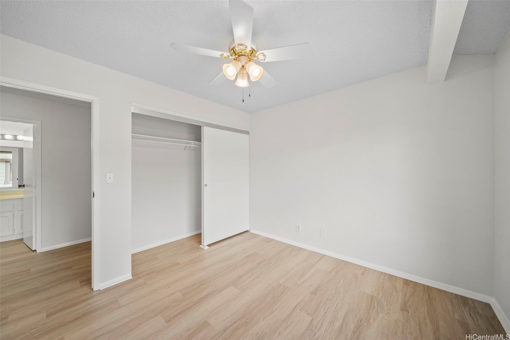 98-1796 Kaahumanu Street 61D