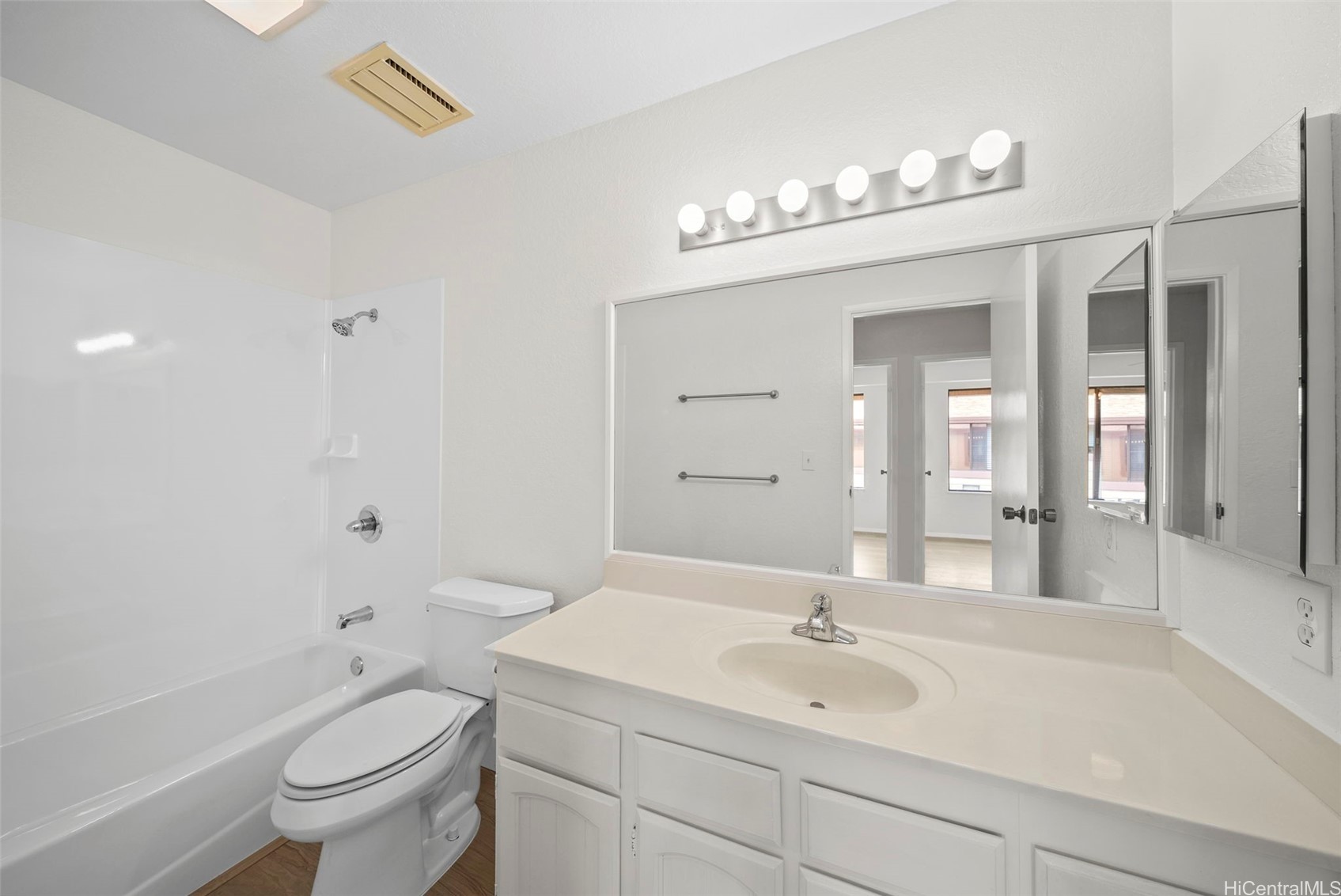 98-1796 Kaahumanu Street 61D