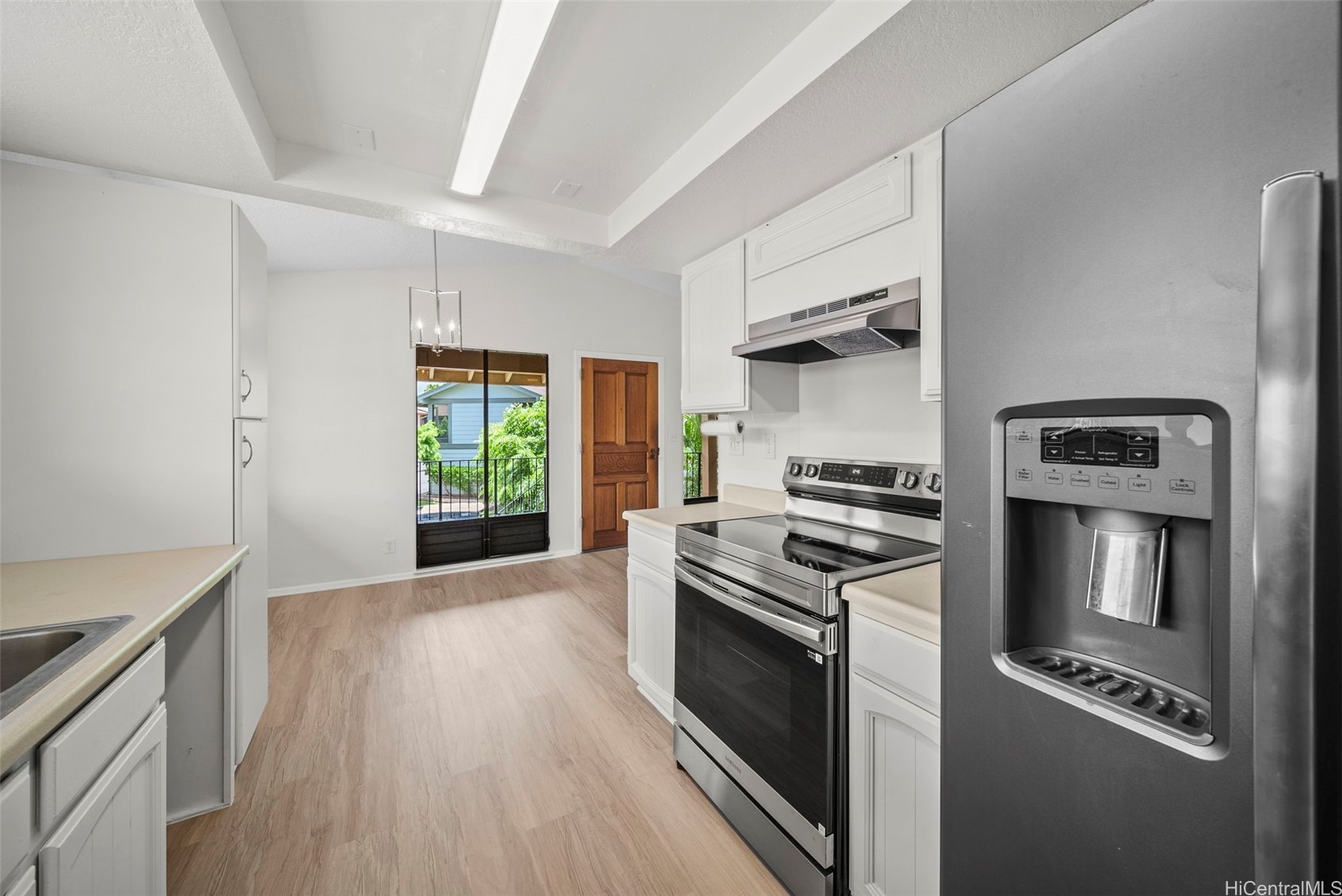 98-1796 Kaahumanu Street 61D