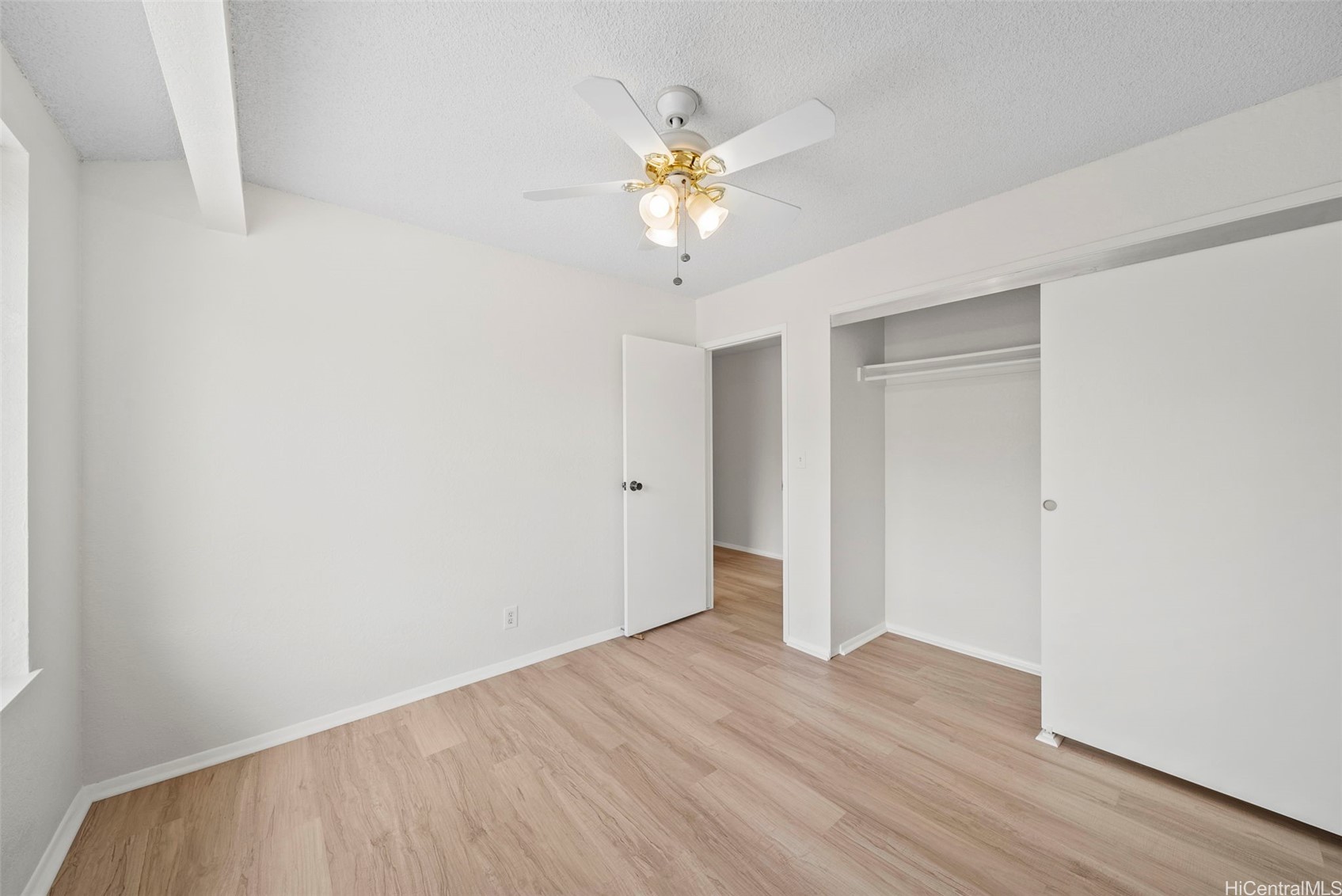 98-1796 Kaahumanu Street 61D