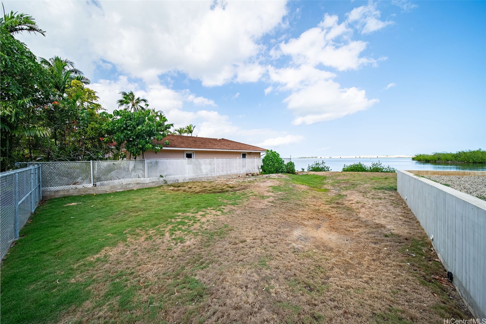 44-646 Kaneohe Bay Drive