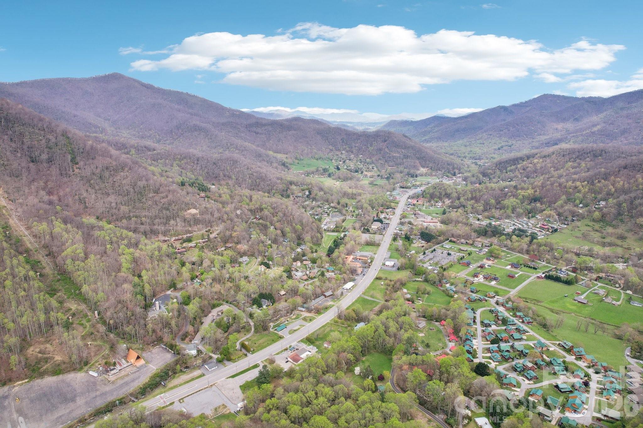 1426 Setzer Cove Road