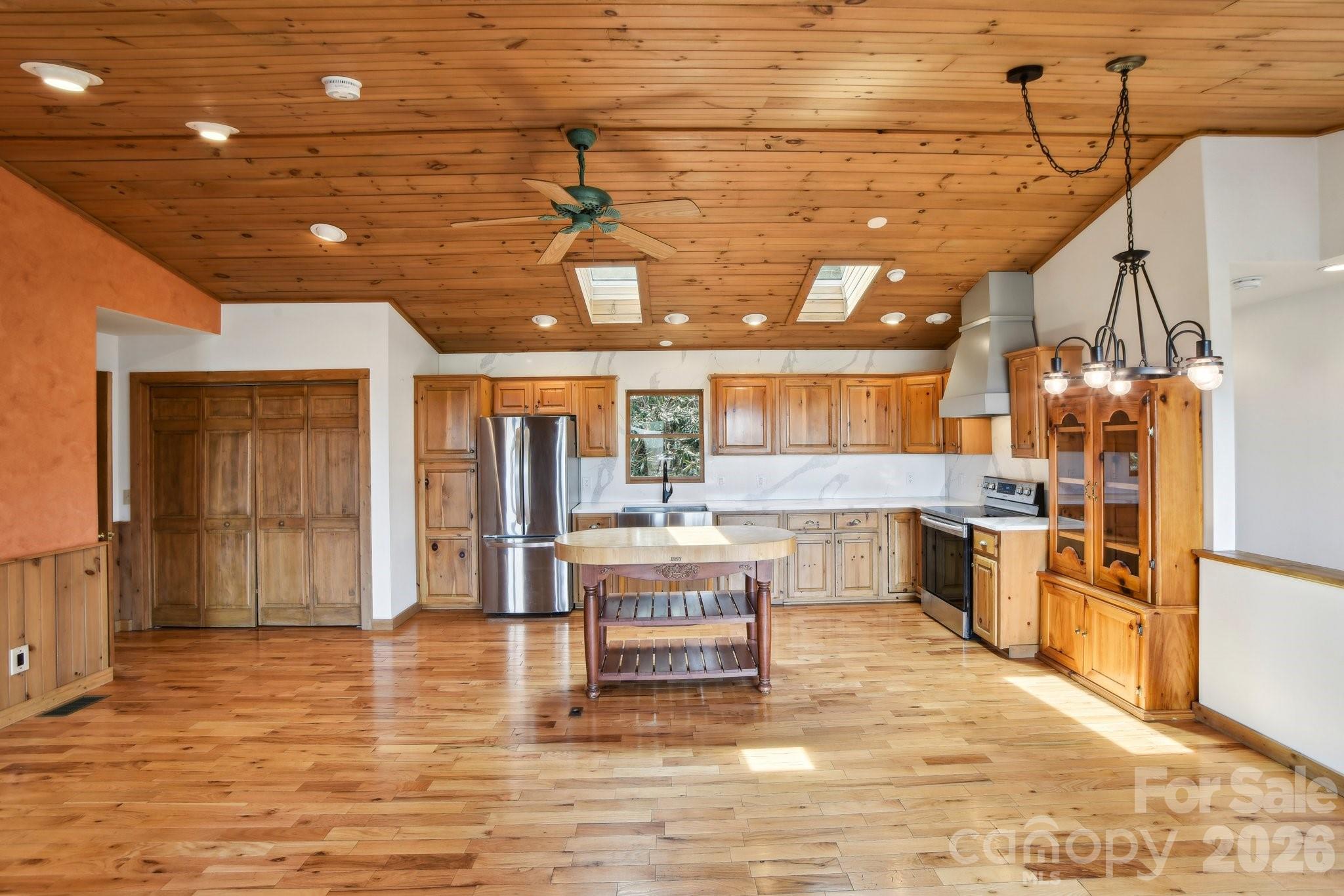 1426 Setzer Cove Road