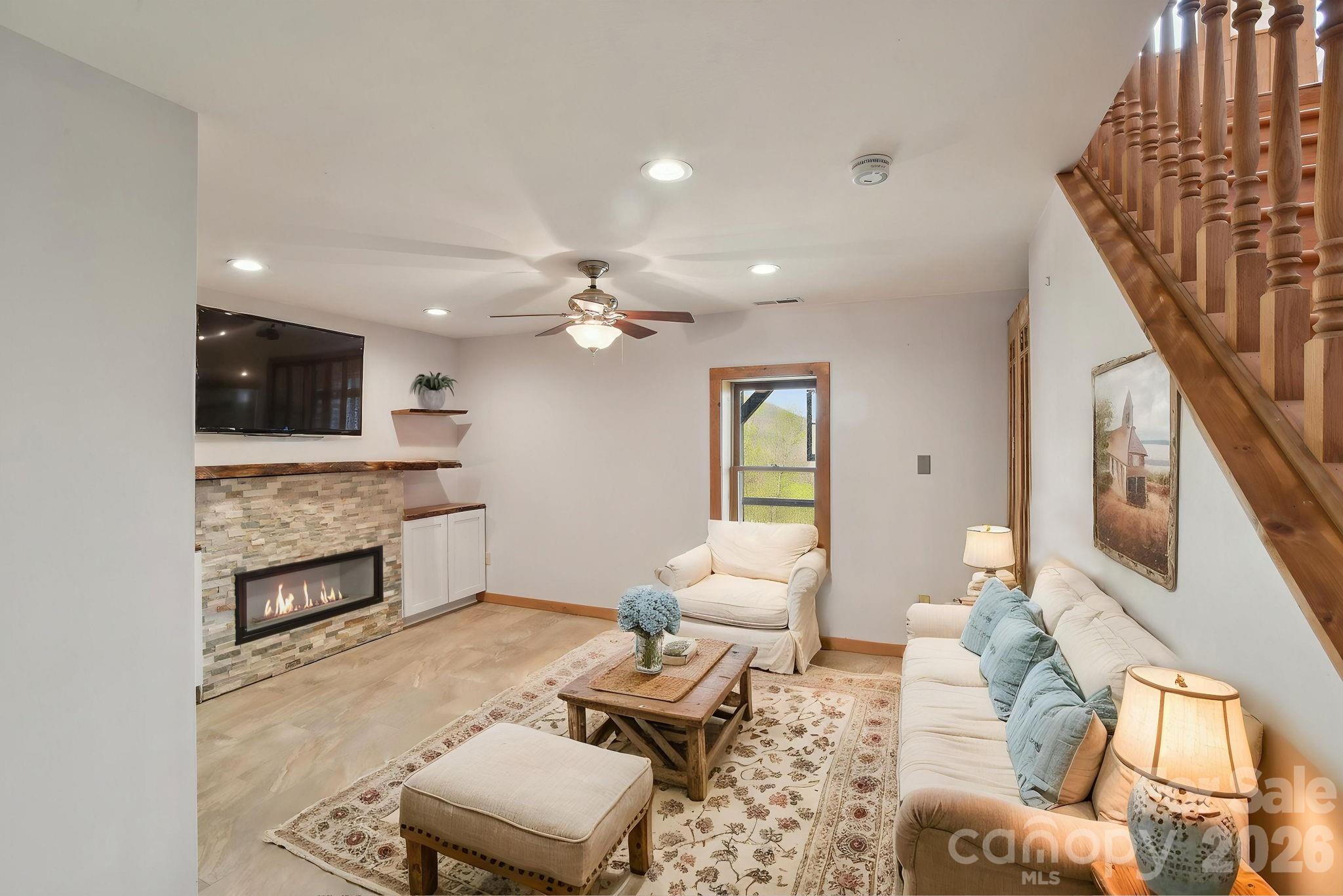 1426 Setzer Cove Road