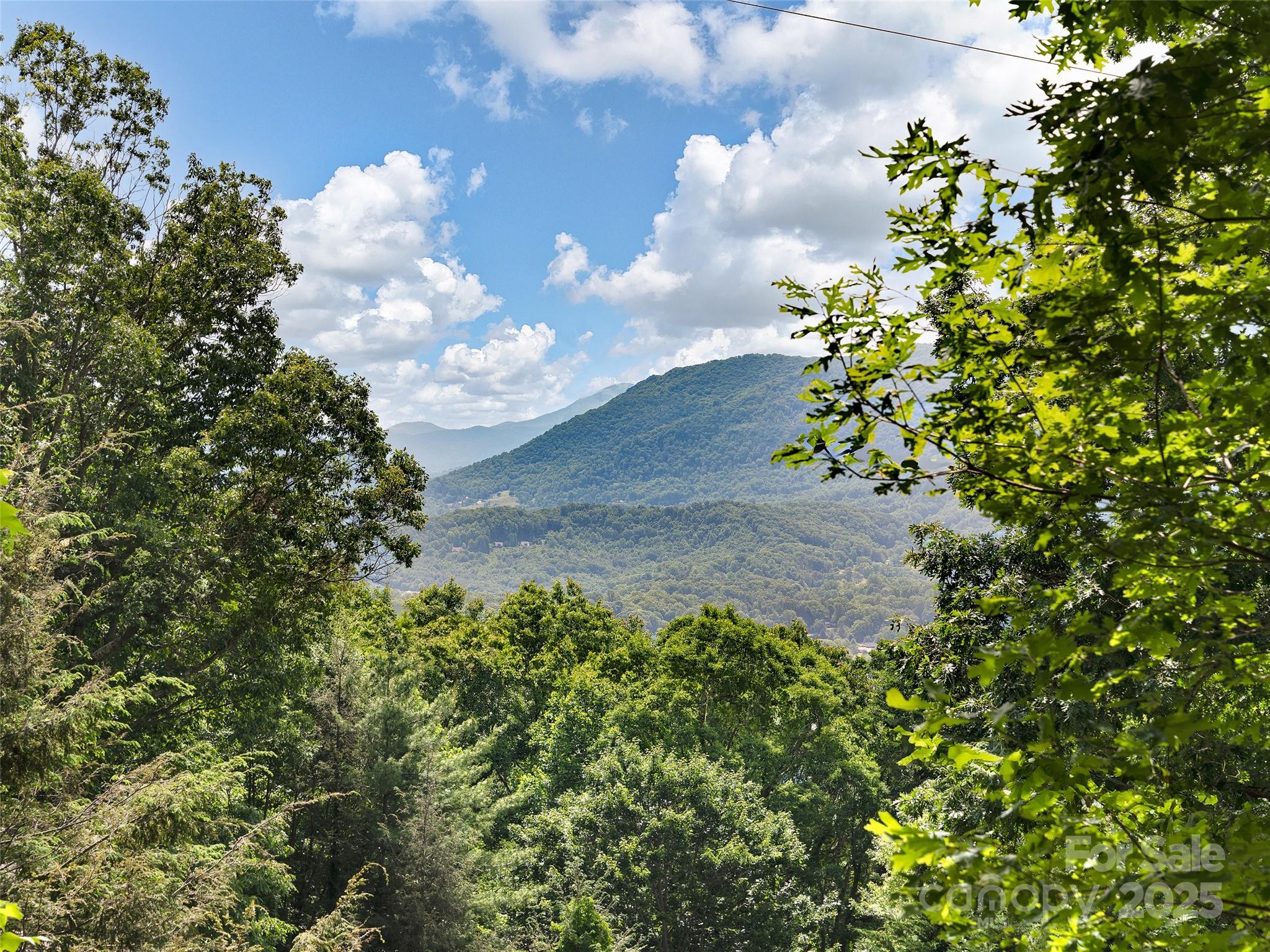505 Scenic Circle