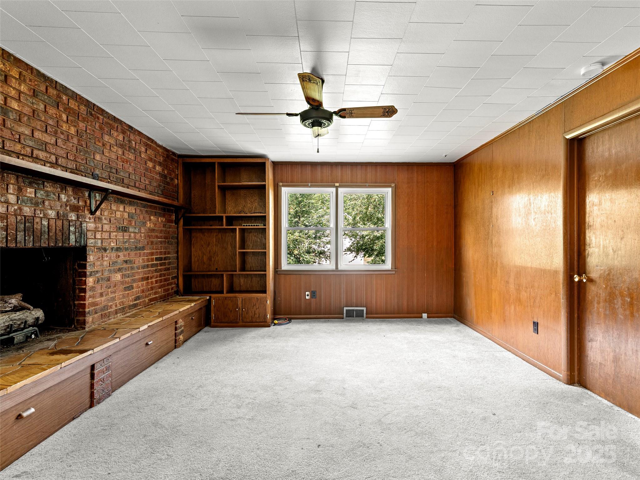 55 Dock Ratcliffe Road