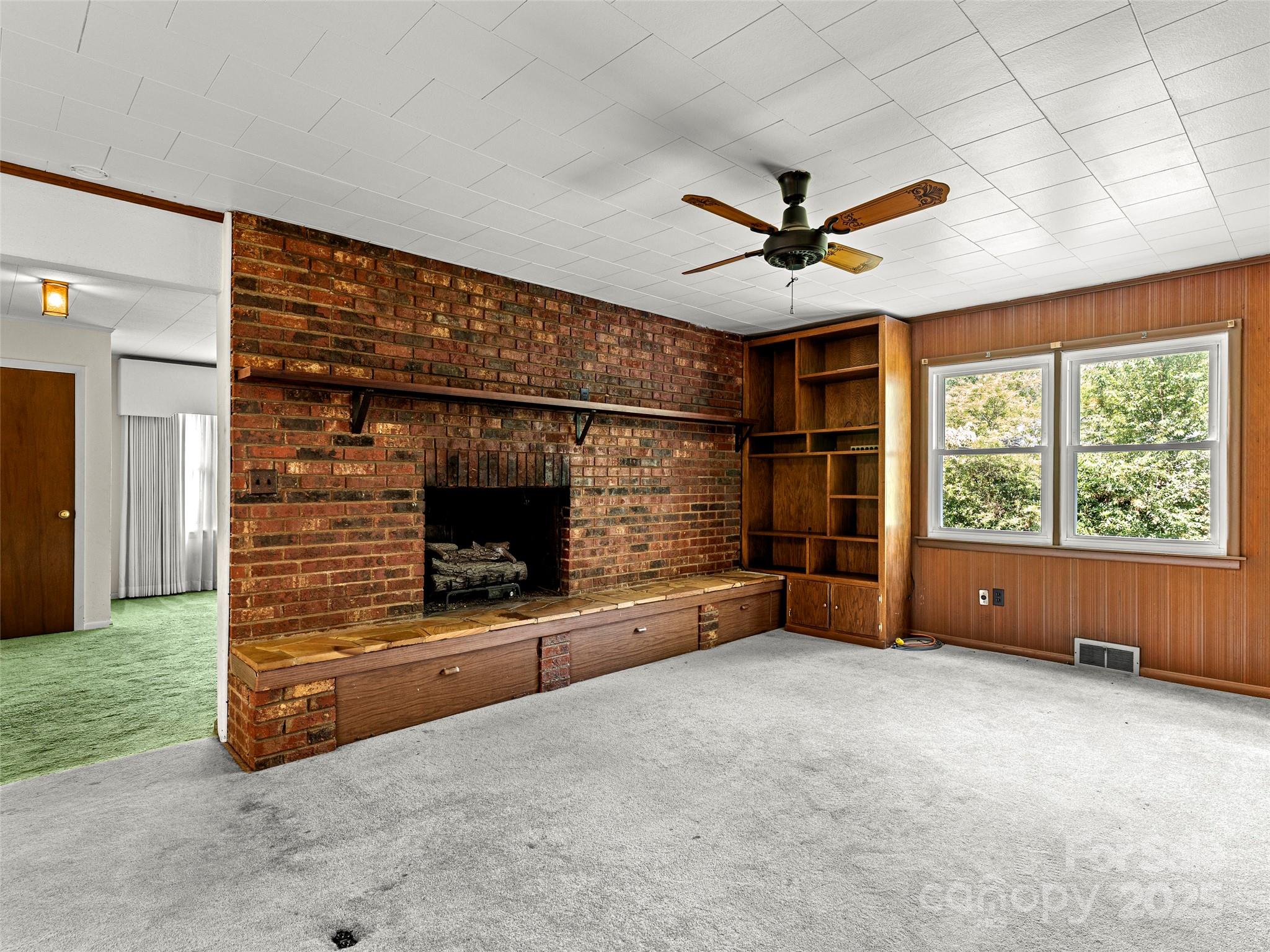 55 Dock Ratcliffe Road