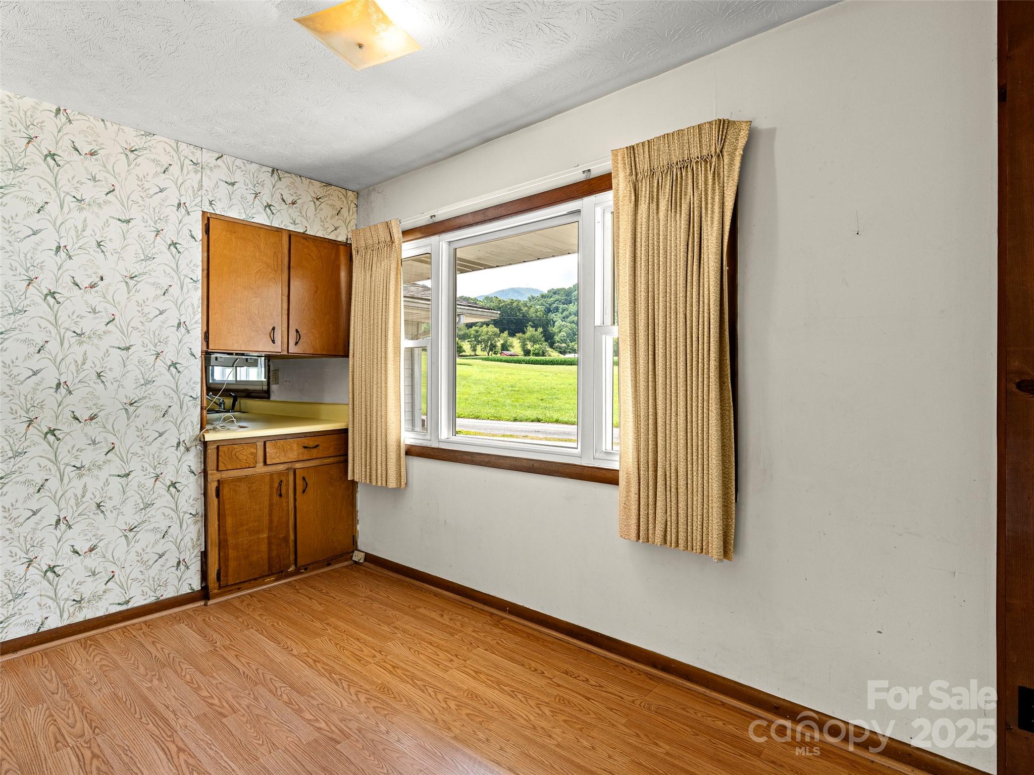 55 Dock Ratcliffe Road